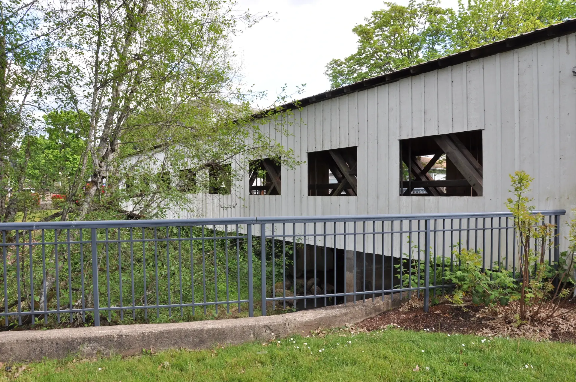 Centennial Bridge — side elevation