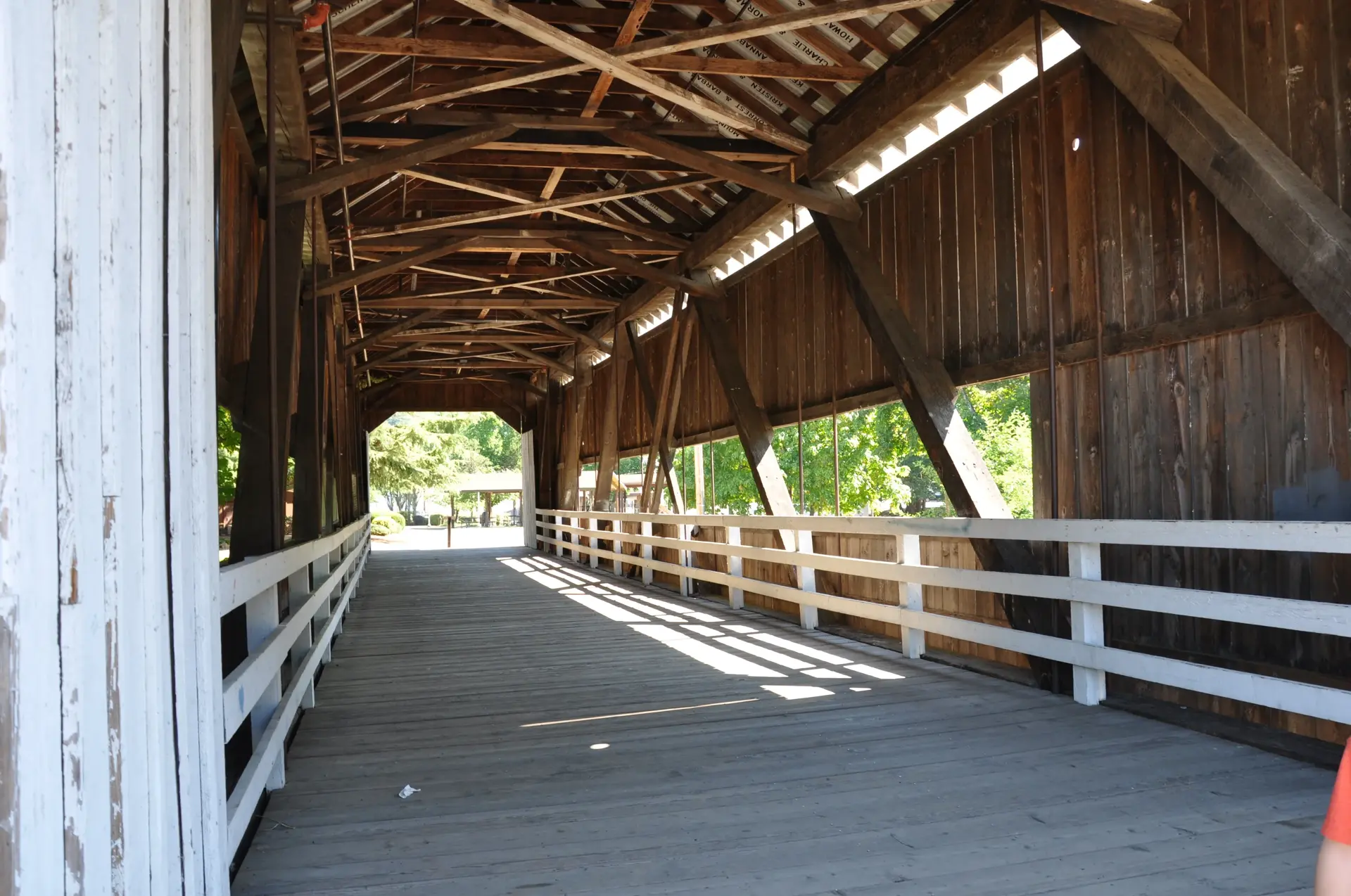 Horse Creek Bridge — portal entrance