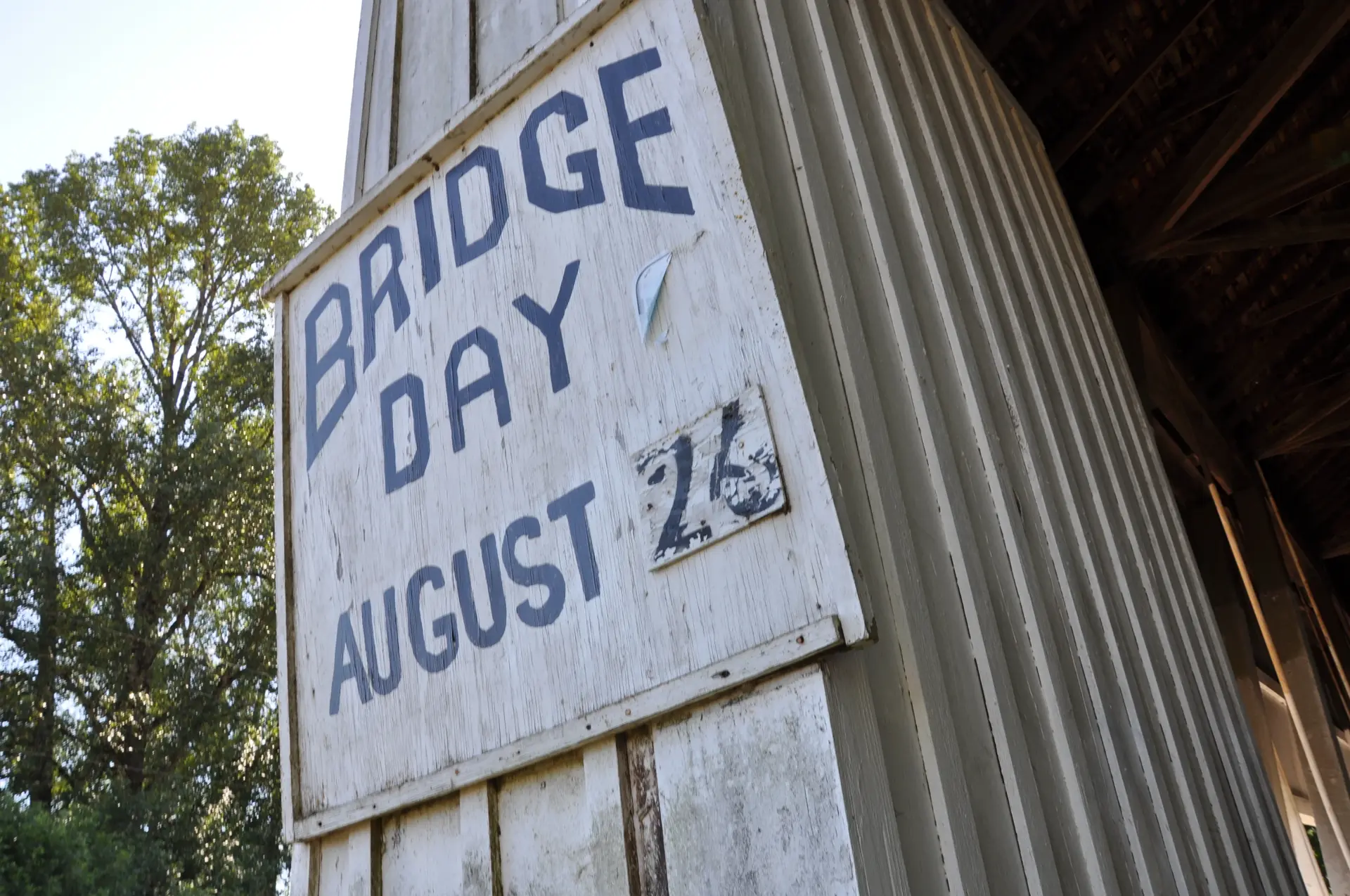 Crawfordsville Bridge — portal entrance