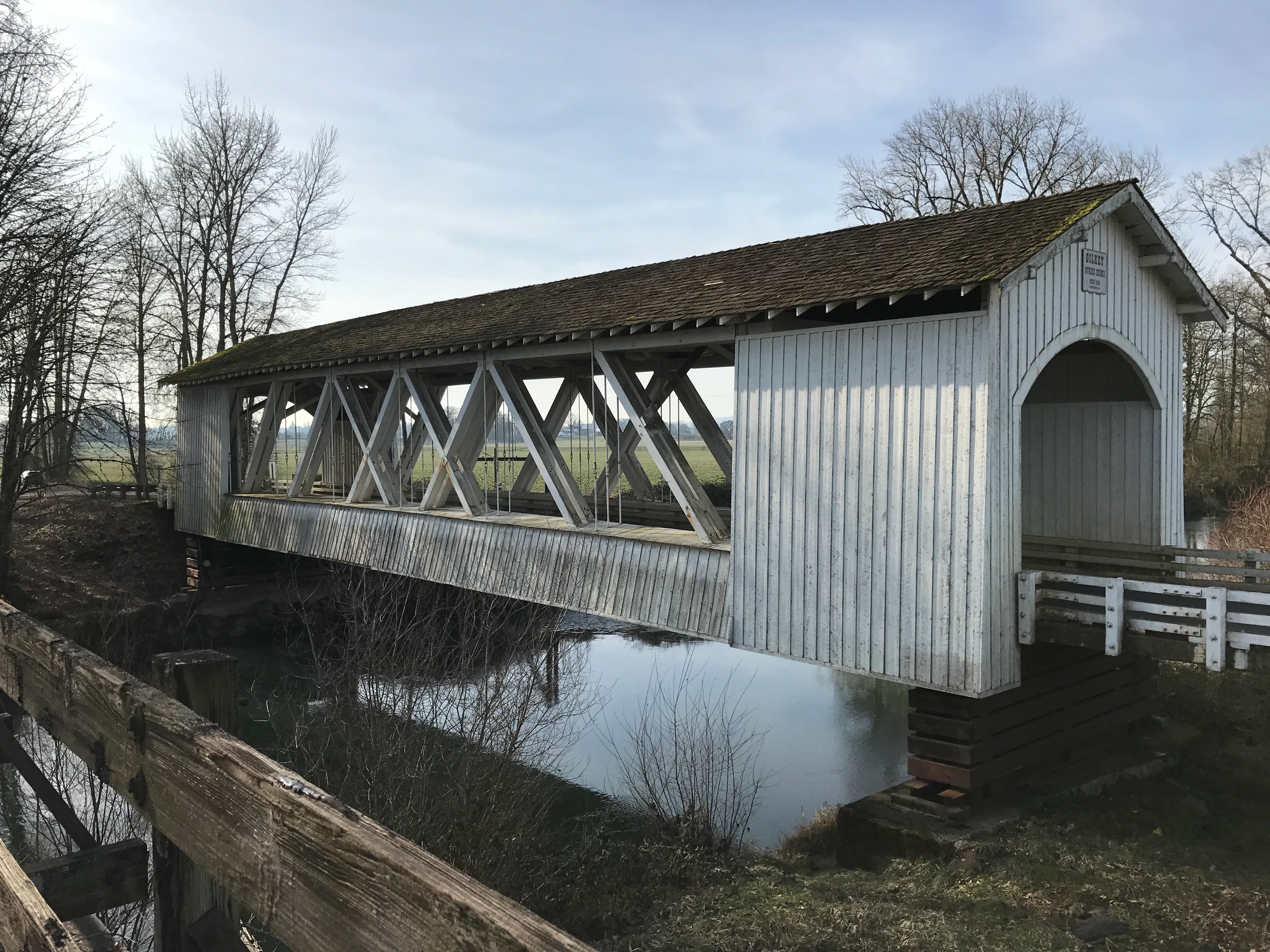 Gilkey Bridge — three-quarter view