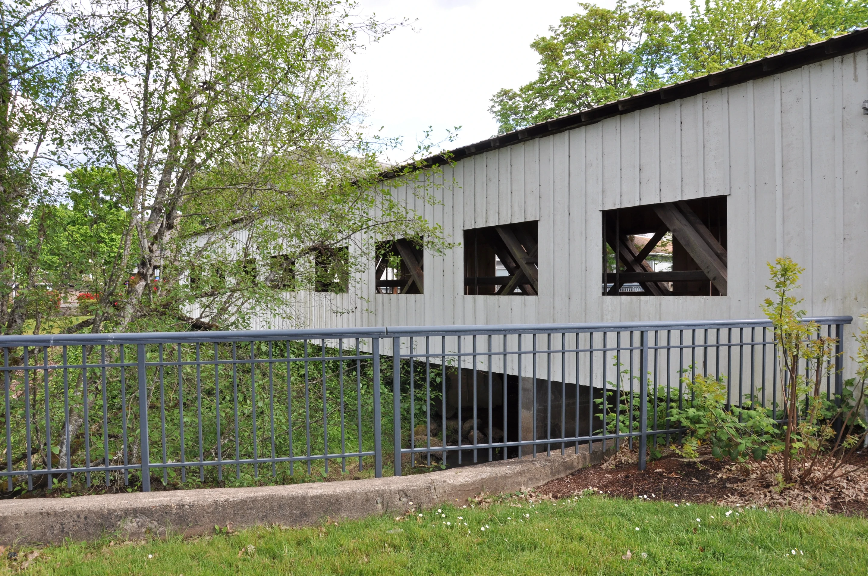 Centennial Bridge — side elevation