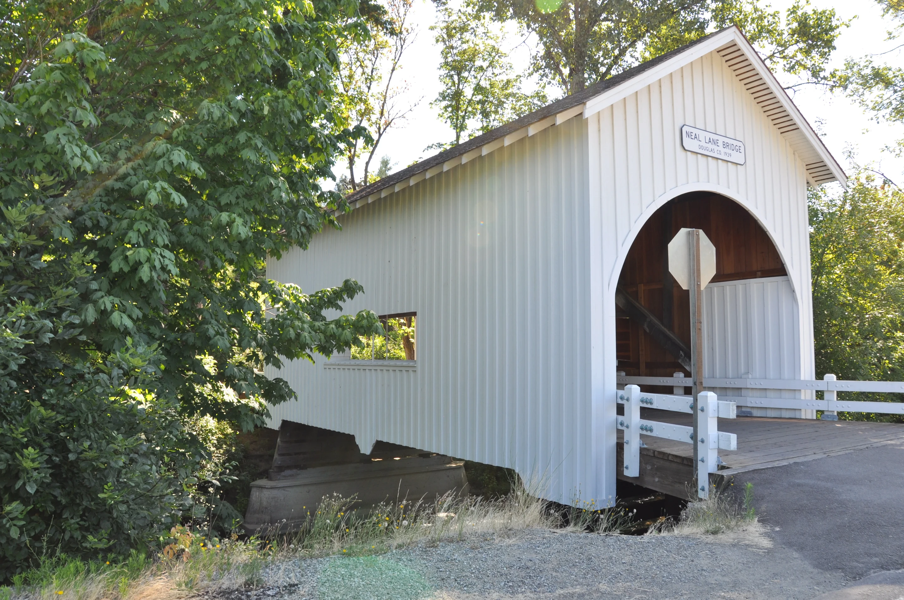 Neal Lane Bridge — side elevation