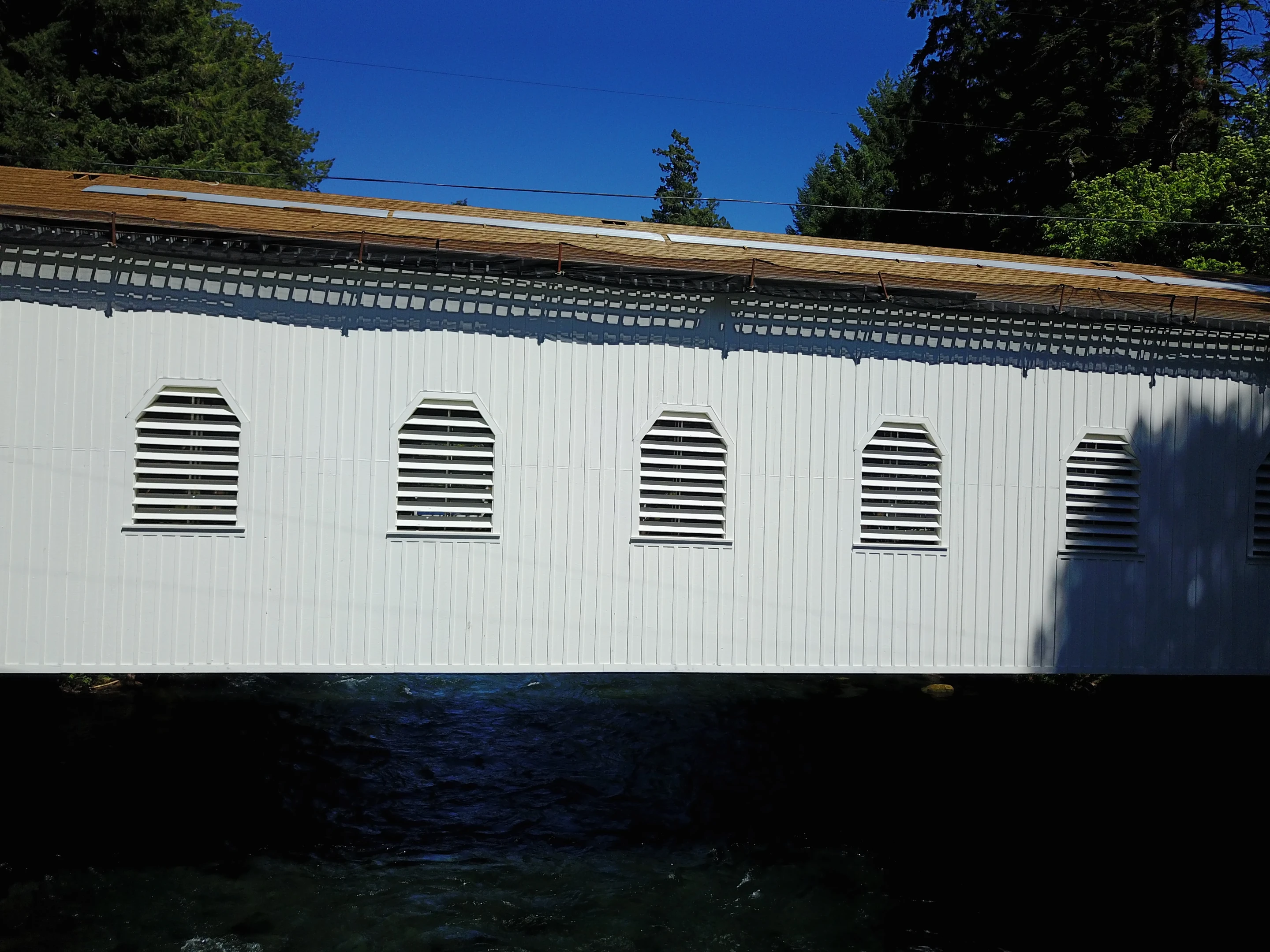 Belknap Bridge — aerial view