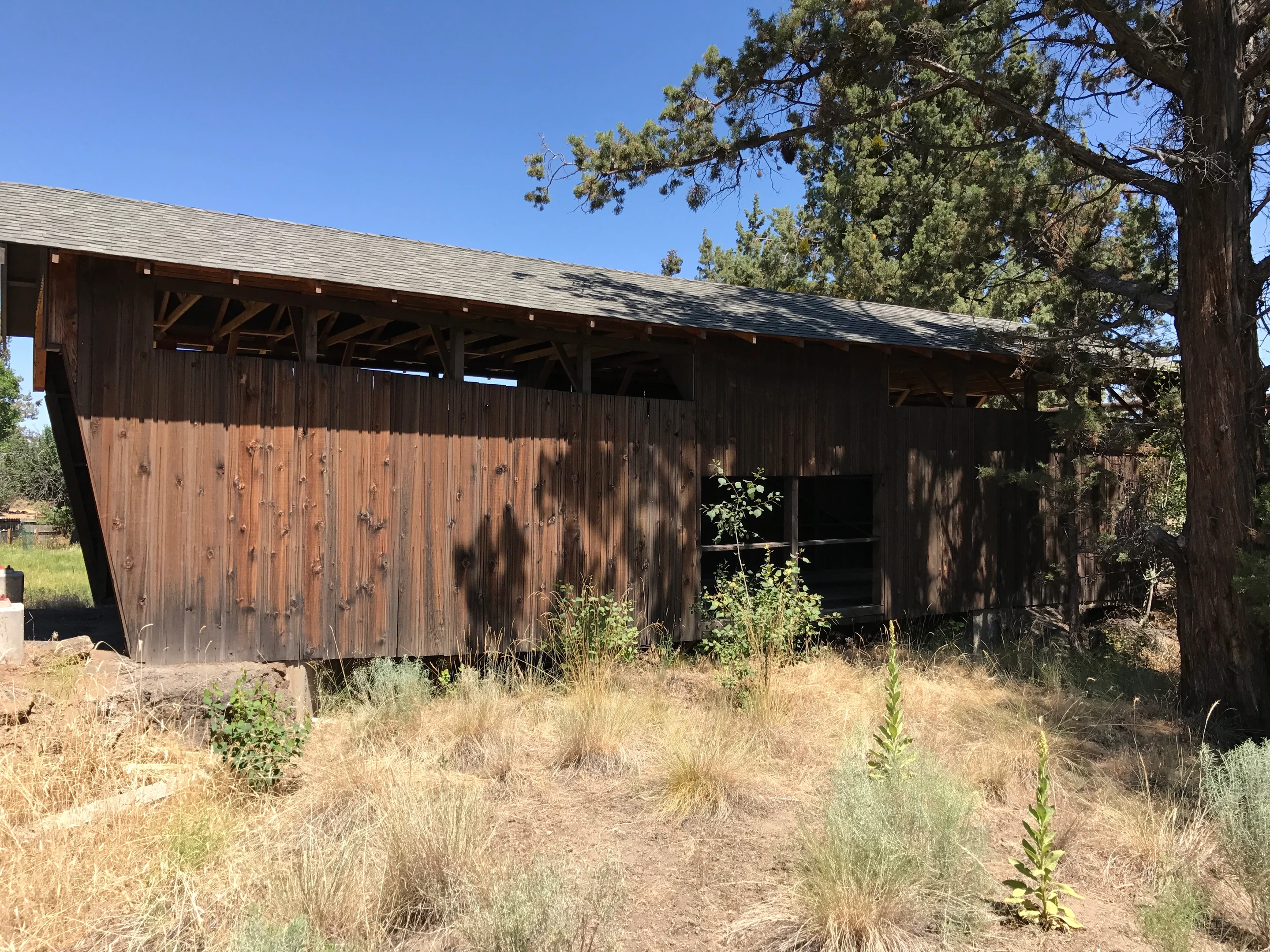 Rock O' The Range Bridge — three-quarter view